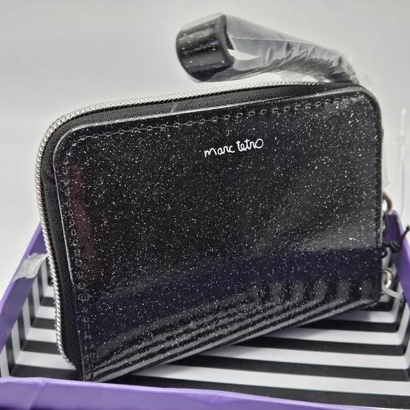 NEW Marc Tetro White Bichon Frise Dog Black Glitter Wristlet Wallet with Box - Picture 2 of 7